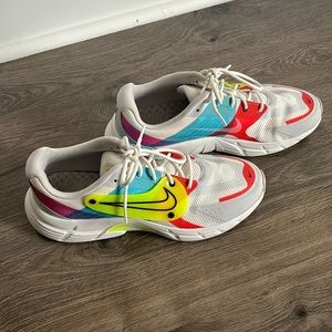 Nike fly wire shoes neon